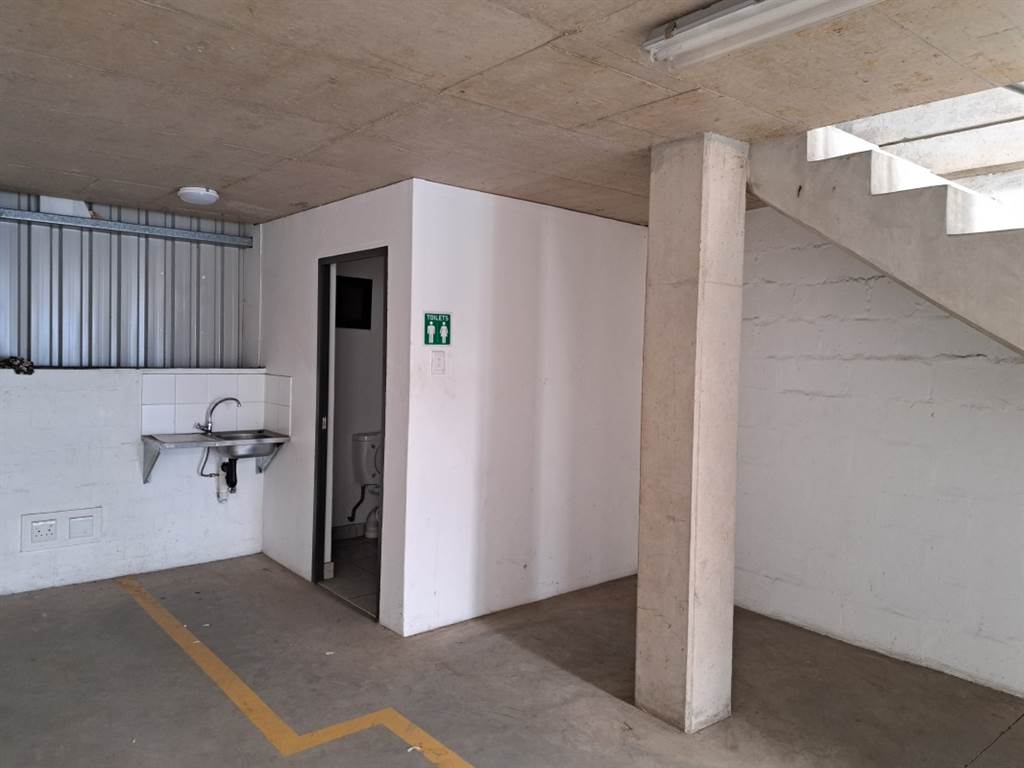 136  m² Industrial space in Cornubia photo number 3