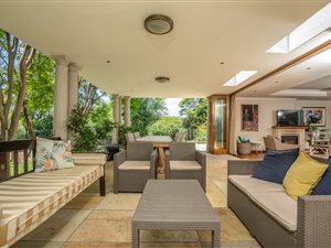 4 Bed House in Victory Park