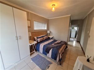 Apartment in Bluewater Bay