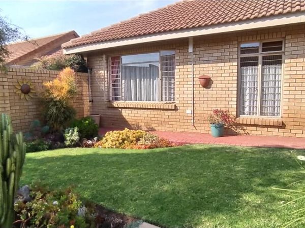 2 Bedroom Townhouse