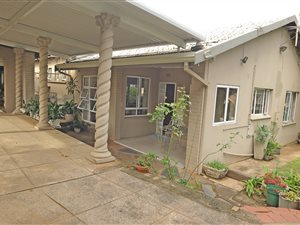 3 Bed House in Hillary
