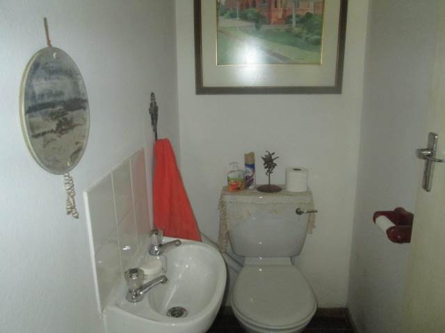 3 Bed House in Merrivale photo number 10
