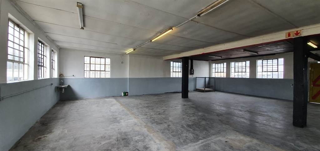 397  m² Industrial space in Maitland photo number 3