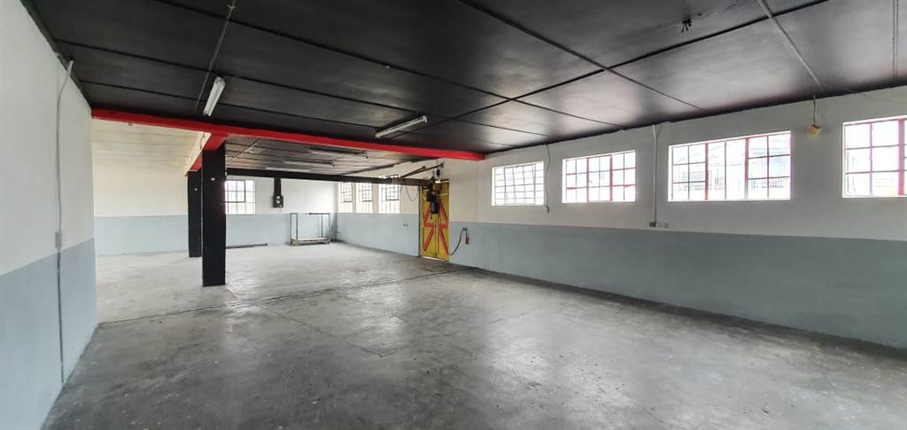 397  m² Industrial space in Maitland photo number 1
