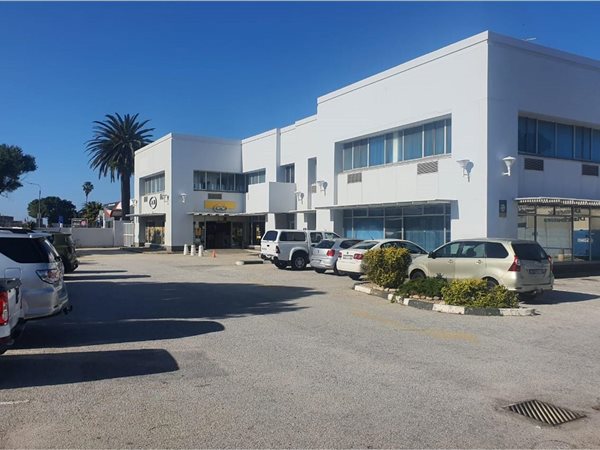 356  m² Commercial space