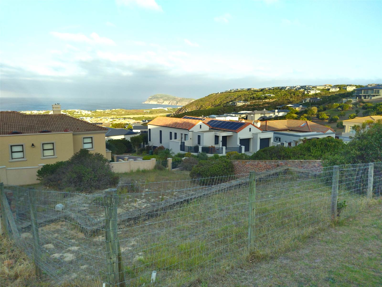 337 m² Land available in Whale Rock Heights photo number 1