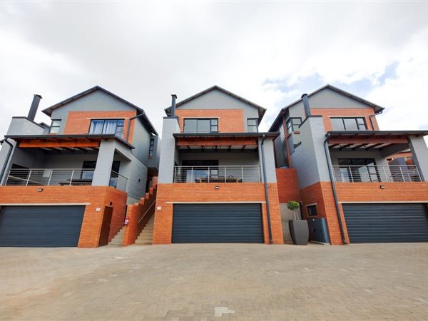 3 Bed Townhouse