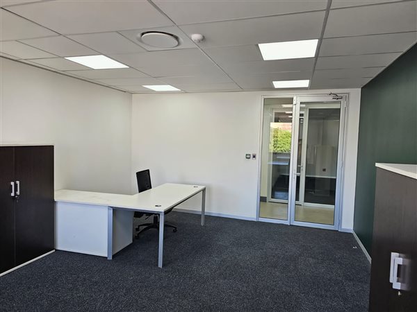 46  m² Office Space in Rosebank