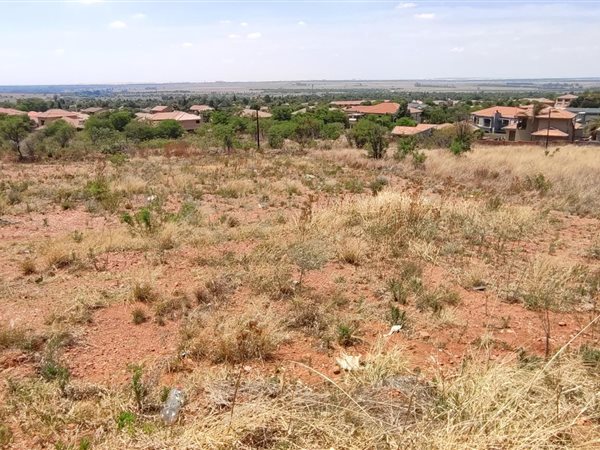 355 m² Land available in Doringkruin