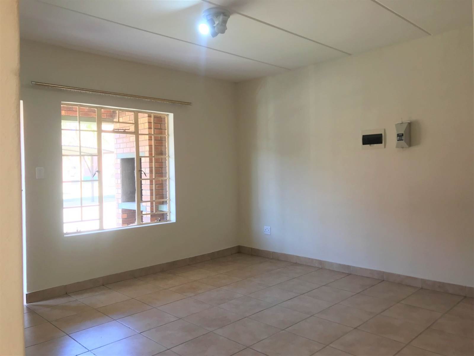 2 Bed Apartment in Waterval East photo number 16