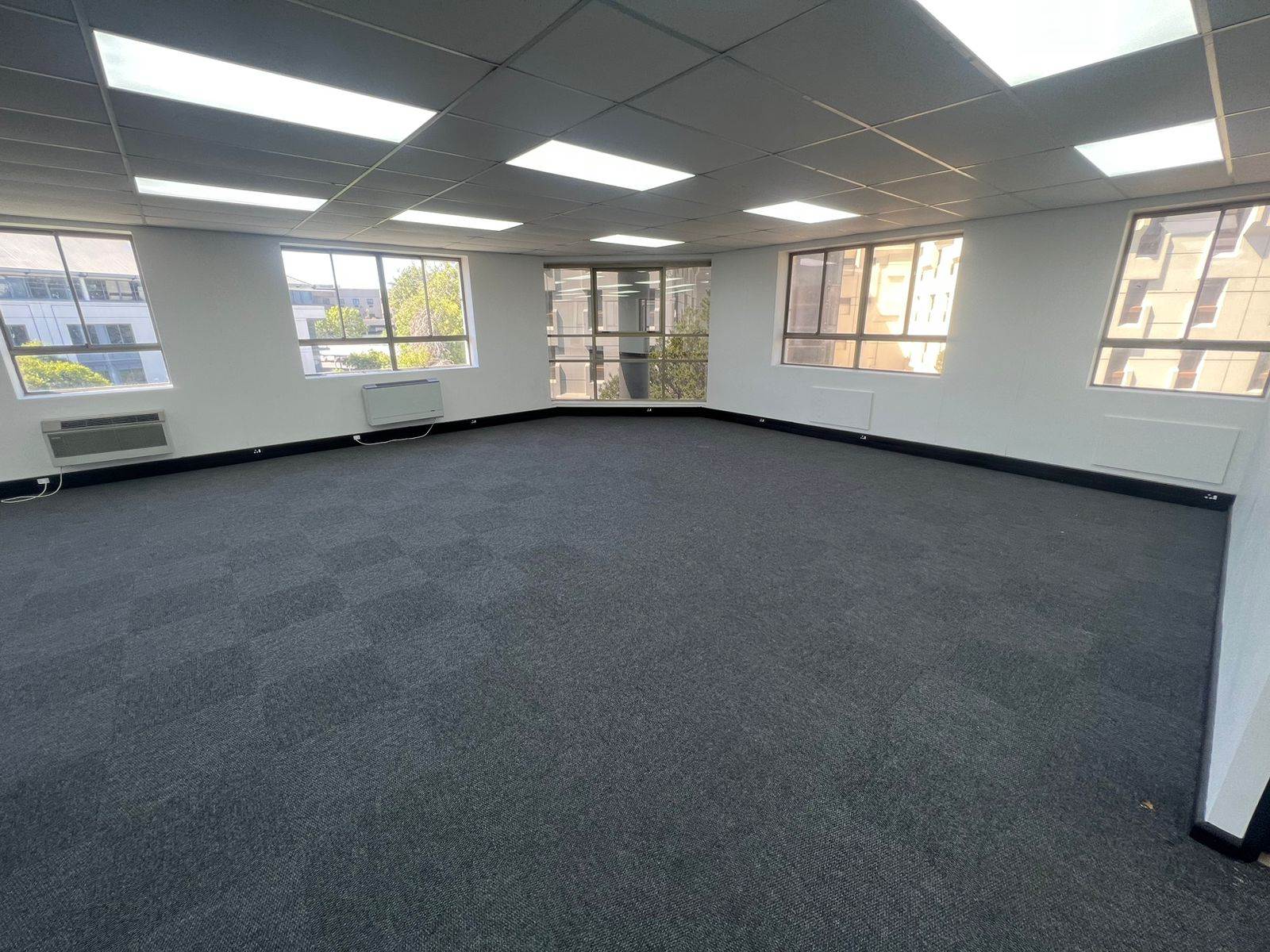 345  m² Commercial space in Tyger Valley photo number 8