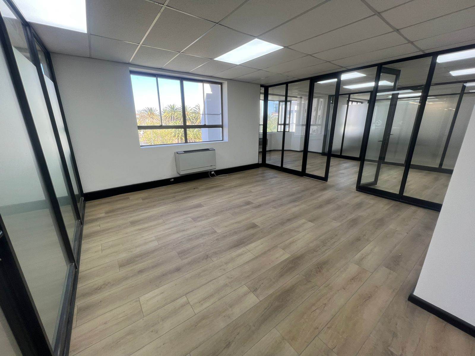 345  m² Commercial space in Tyger Valley photo number 11