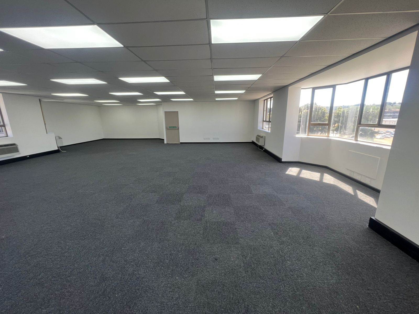 345  m² Commercial space in Tyger Valley photo number 10