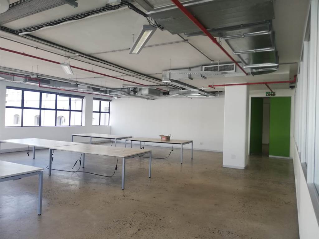 485.68  m² Office Space in Cape Town City Centre photo number 17