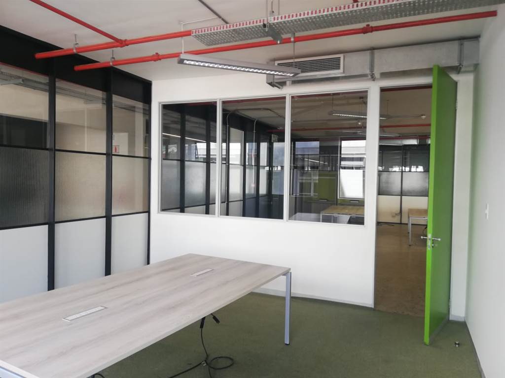 485.68  m² Office Space in Cape Town City Centre photo number 10