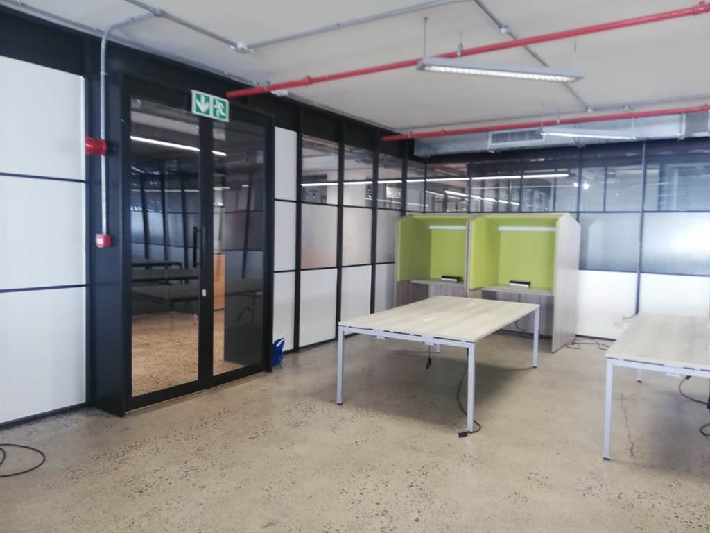 485.68  m² Office Space in Cape Town City Centre photo number 9