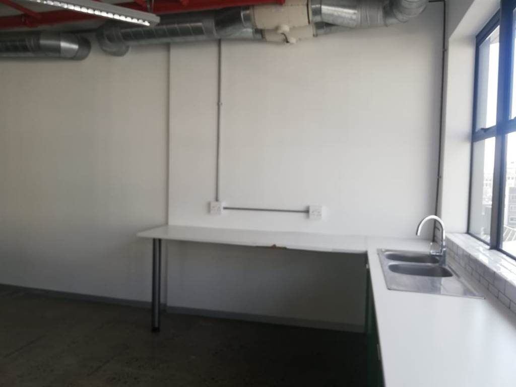 485.68  m² Office Space in Cape Town City Centre photo number 20