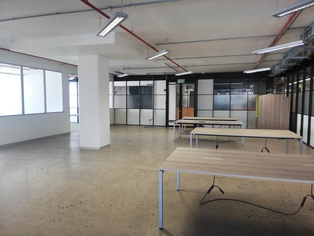 485.68  m² Office Space in Cape Town City Centre photo number 1