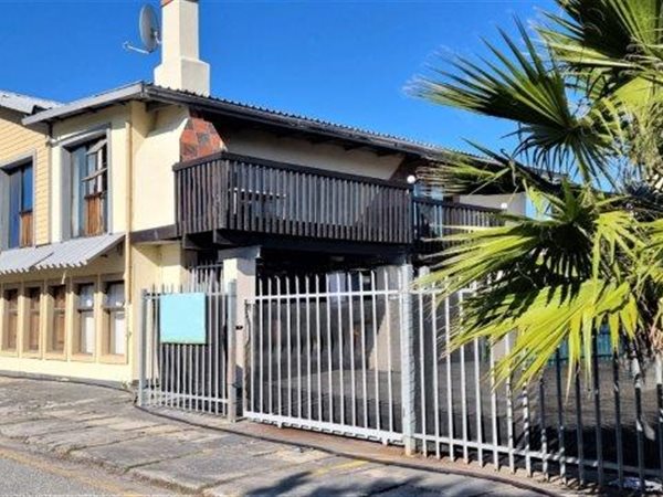 450  m² Commercial space in Knysna Central