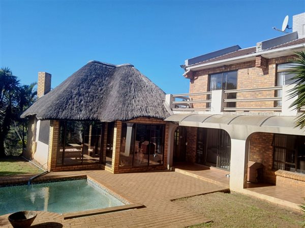 4 Bedroom House 4 Bedroom House