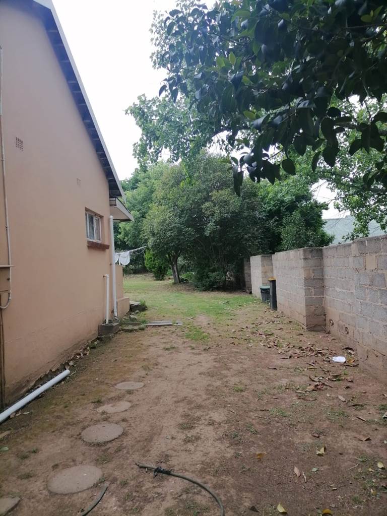 4 Bed House in Kokstad photo number 9