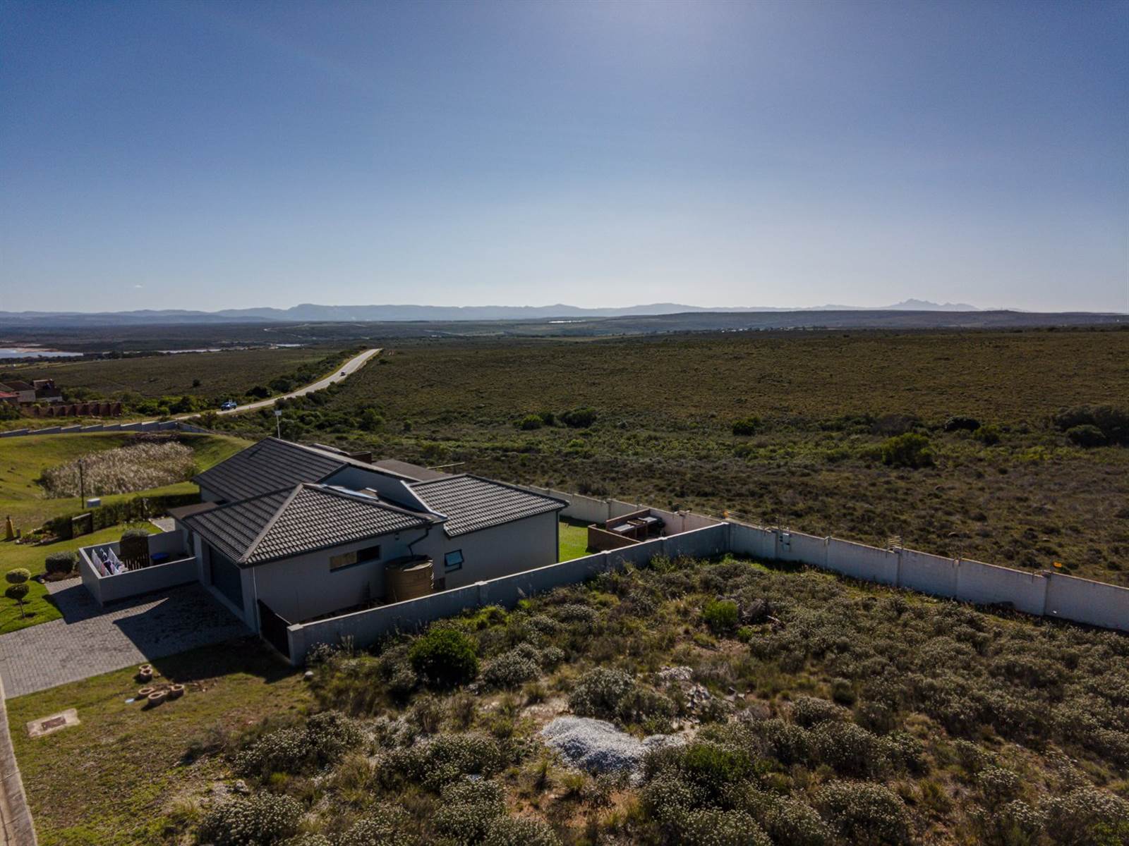 889 m² Land available in Jeffreys Bay photo number 8