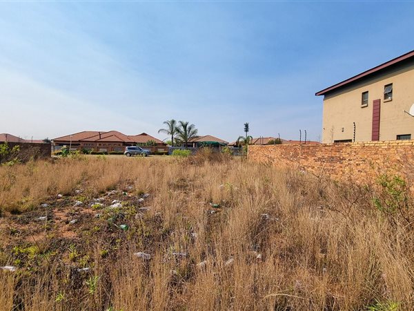 665 m² Land