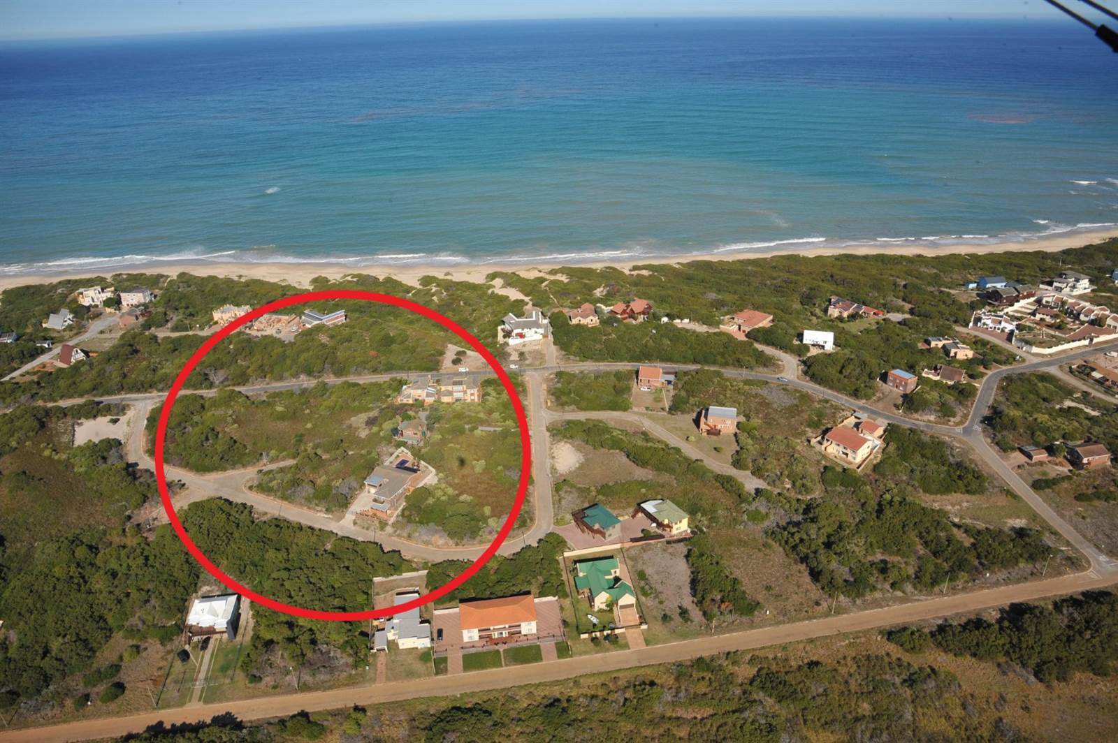 700 m² Land available in Paradise Beach photo number 1