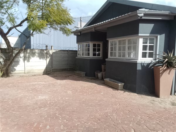 3 Bedroom House 3 Bedroom House