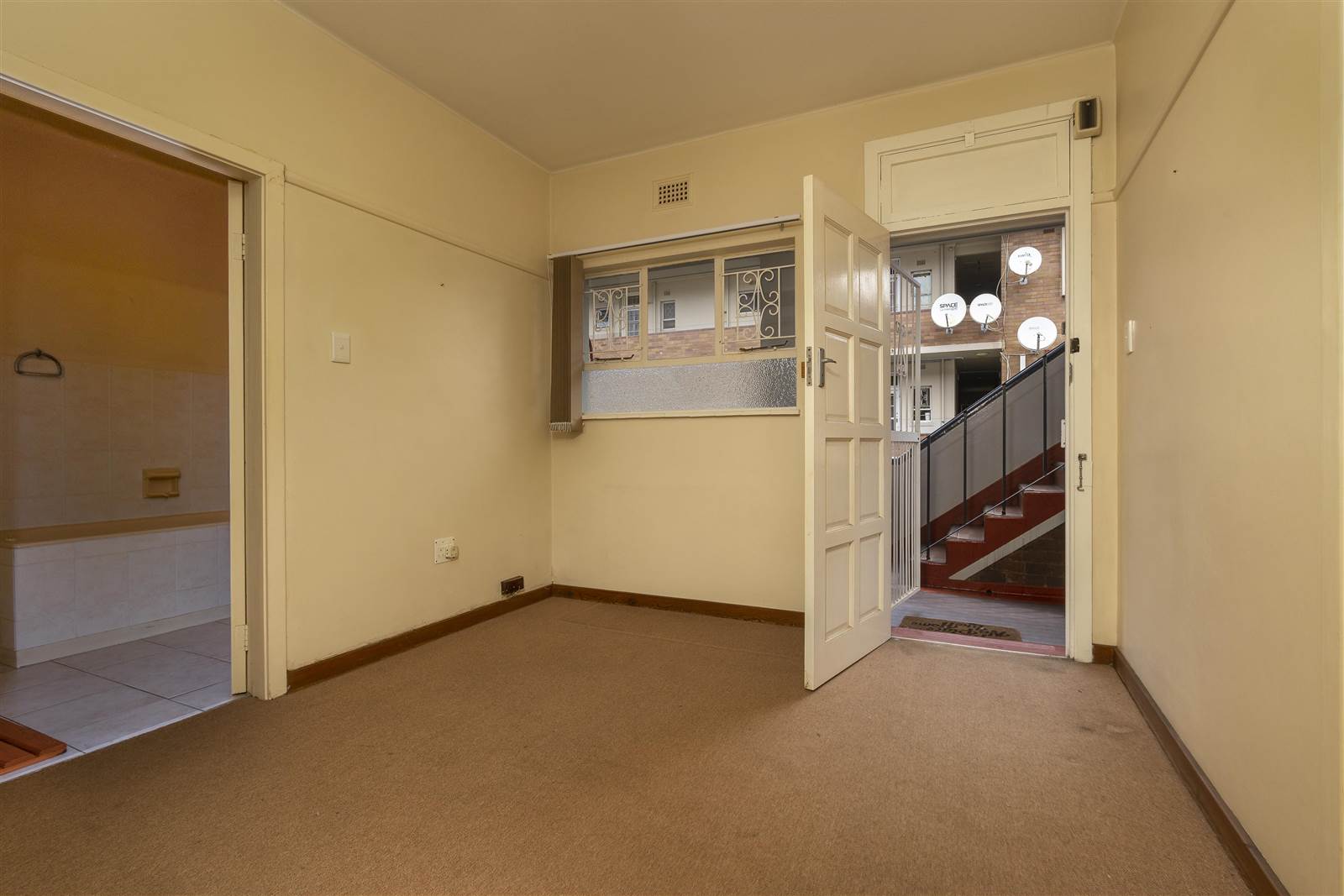 1.5 Bed Apartment in Morningside photo number 1