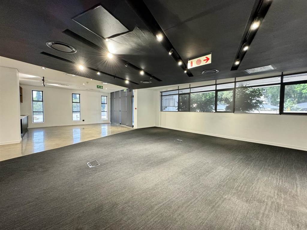 5093  m² Commercial space in Bryanston photo number 17