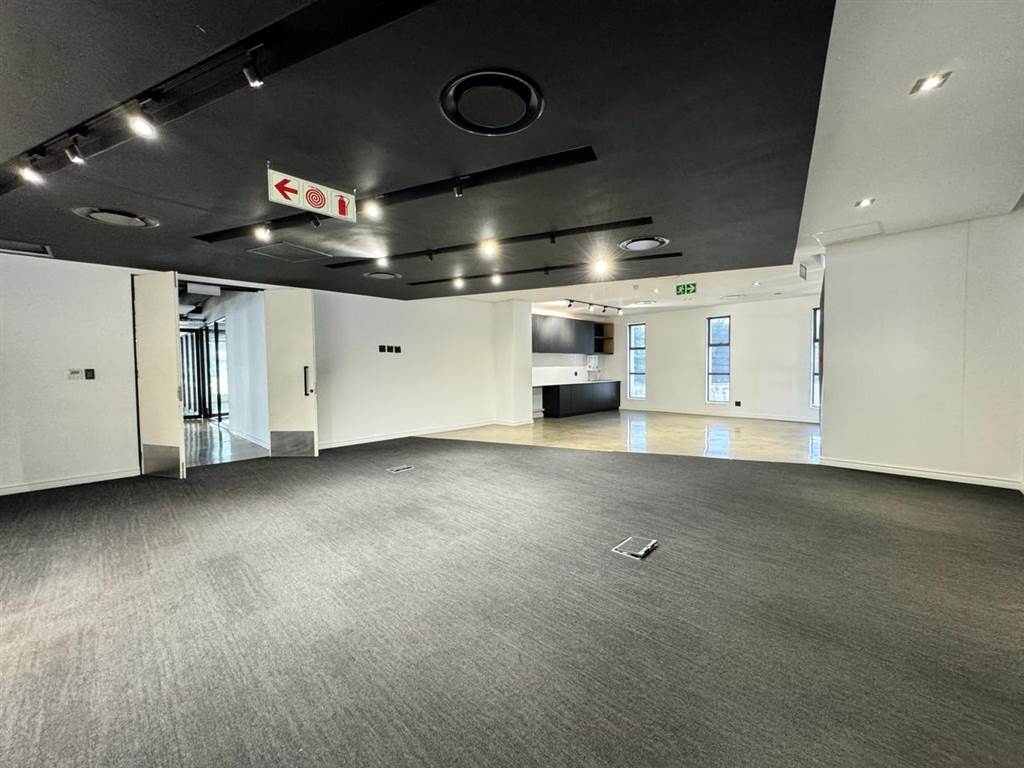 5093  m² Commercial space in Bryanston photo number 19