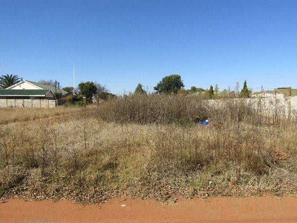 952 m² Land available in Welverdiend
