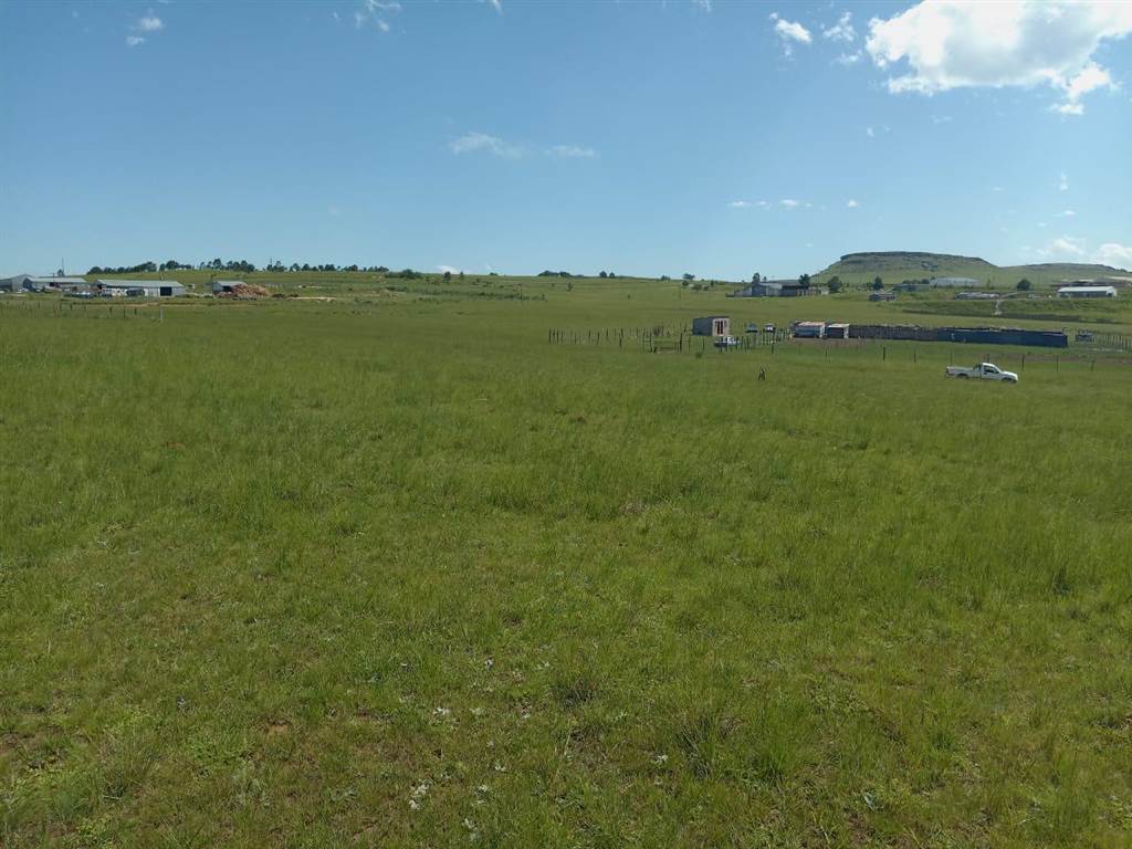 8808 m² Land available in Mthata photo number 2