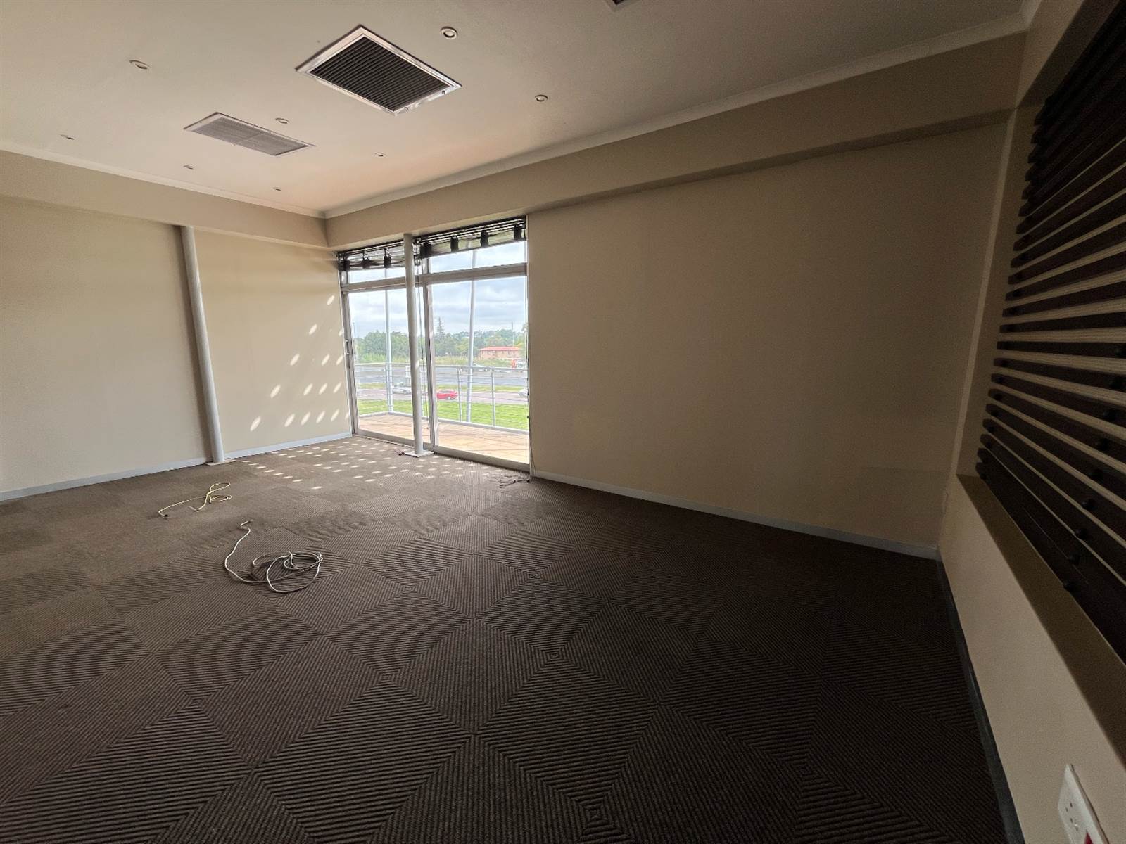 463  m² Commercial space in Bedfordview photo number 14