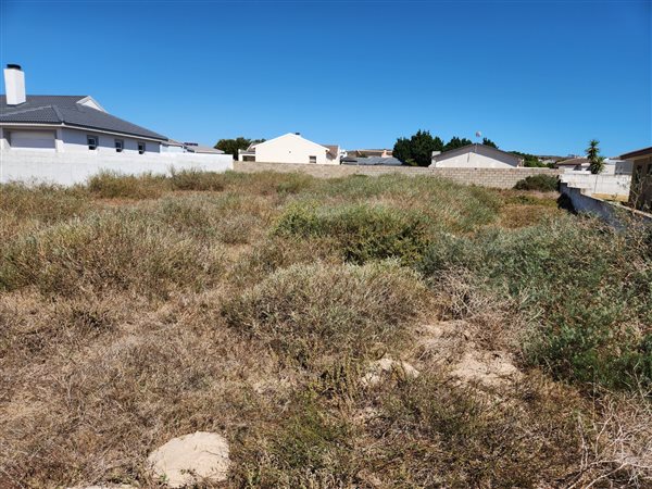 910 m² Land
