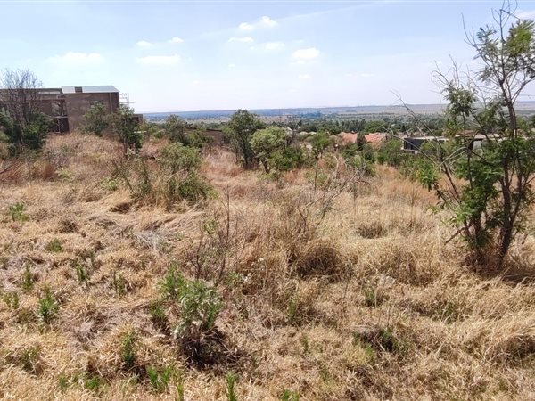 475 m² Land available in Doringkruin