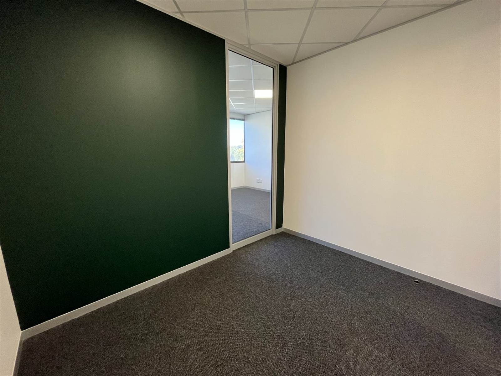 16  m² Office Space in Morningside photo number 3