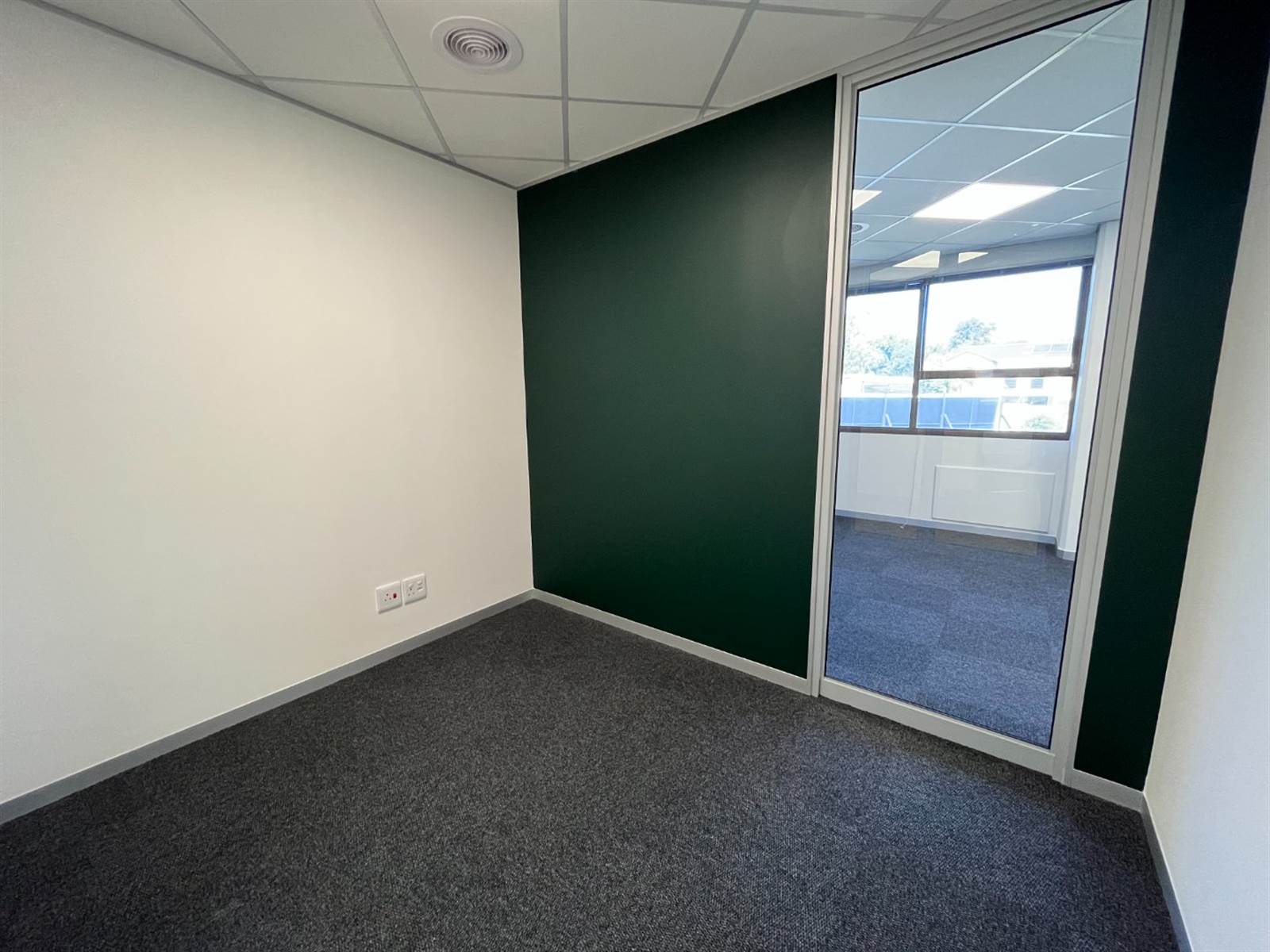 16  m² Office Space in Morningside photo number 6