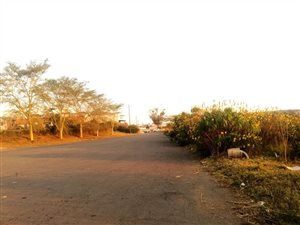 7258 m² Land available in Mkondeni