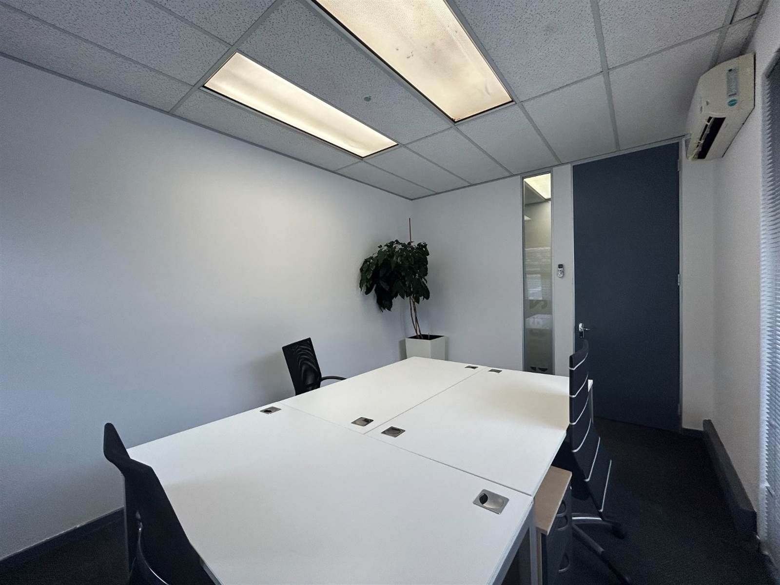 22  m² Office Space in Dunkeld West photo number 5