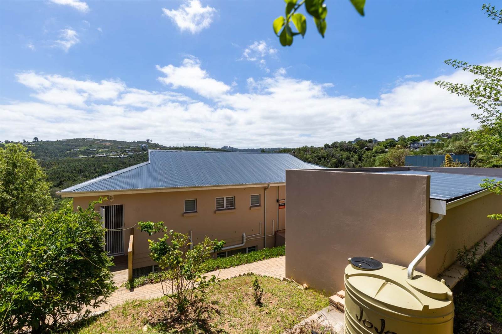 4 Bed House in Knysna Heights photo number 30