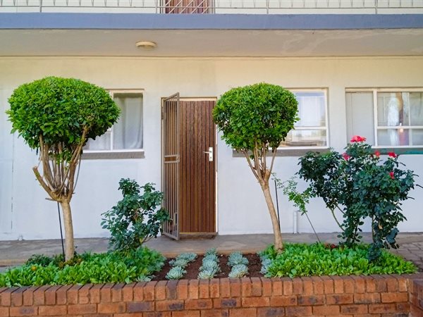 2 Bedroom Townhouse 2 Bedroom Townhouse
