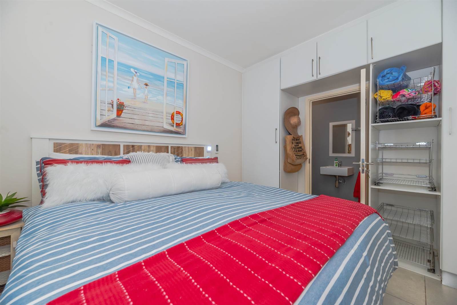 3 Bed Apartment in Umdloti Beach photo number 17