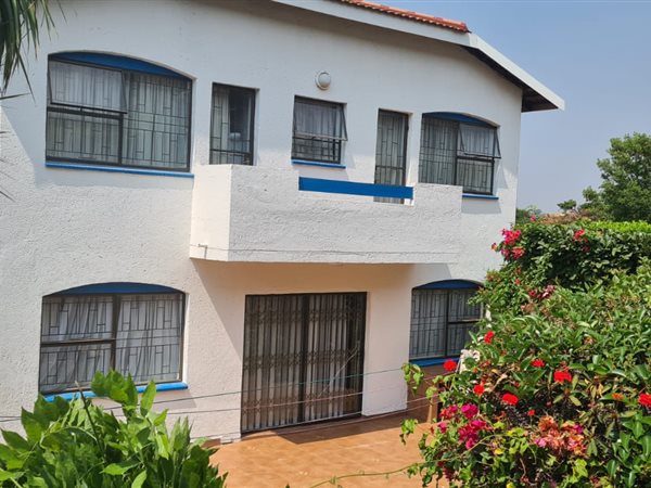 4 Bed Townhouse in Bruma