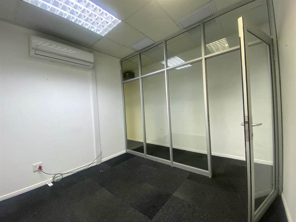 57  m² Commercial space in Milnerton Central photo number 7