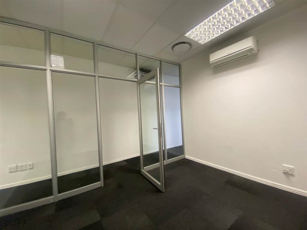 57  m² Commercial space in Milnerton Central photo number 14