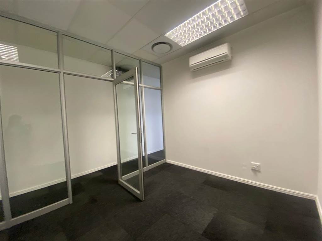 57  m² Commercial space in Milnerton Central photo number 12