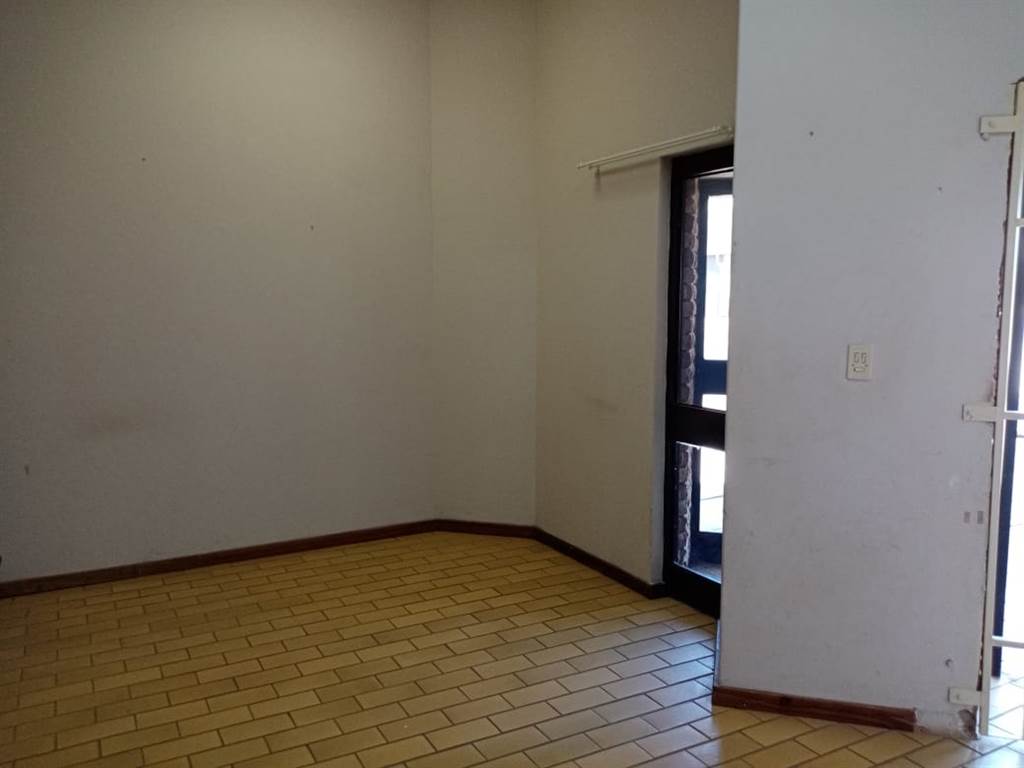 Commercial space in Vredefort photo number 9