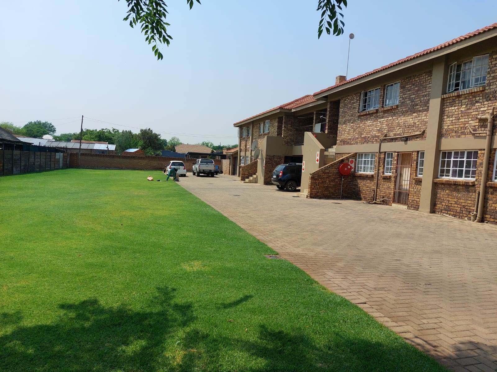 106.07  m² Commercial space in Middelburg Central photo number 1